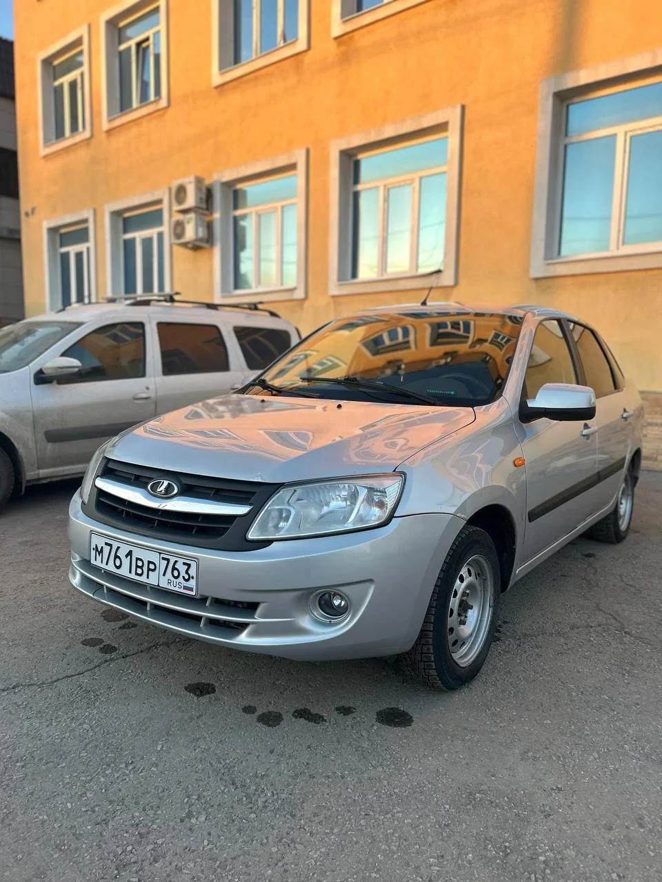 Lada Granta - миниатюра 6