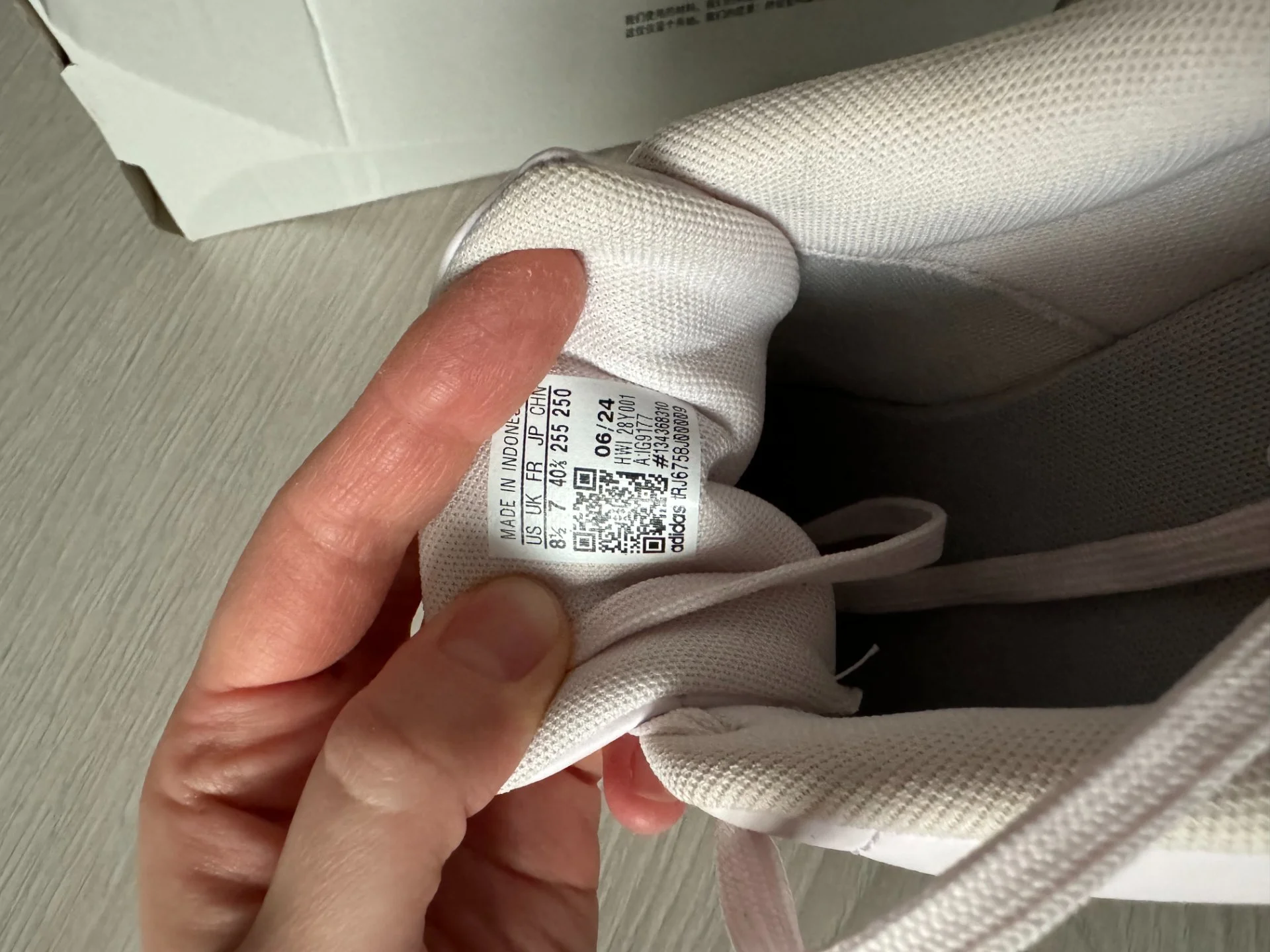 Кроссовки кеды Adidas женские - миниатюра 4