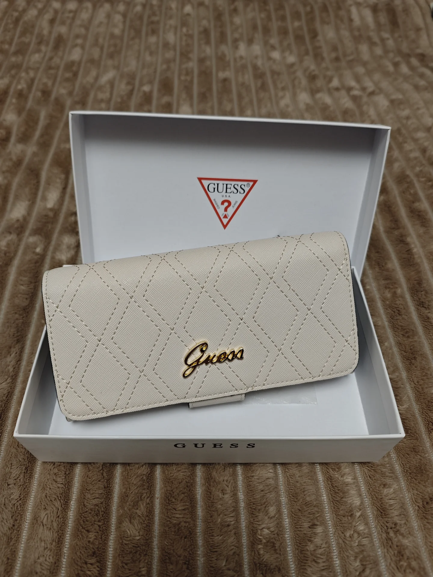 Кошелек Guess - изображение 1