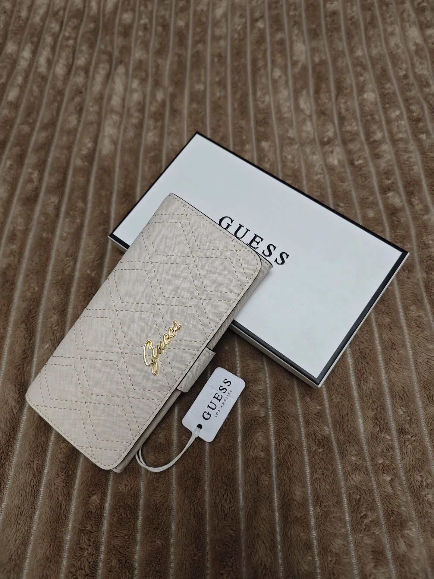 Кошелек Guess - миниатюра 2