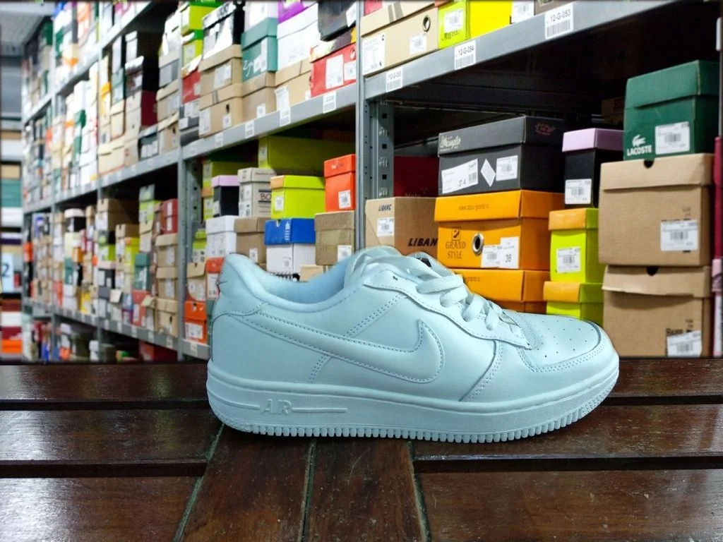 Кроссовки унисекс Nike AIR Force 1 Low white - изображение 1