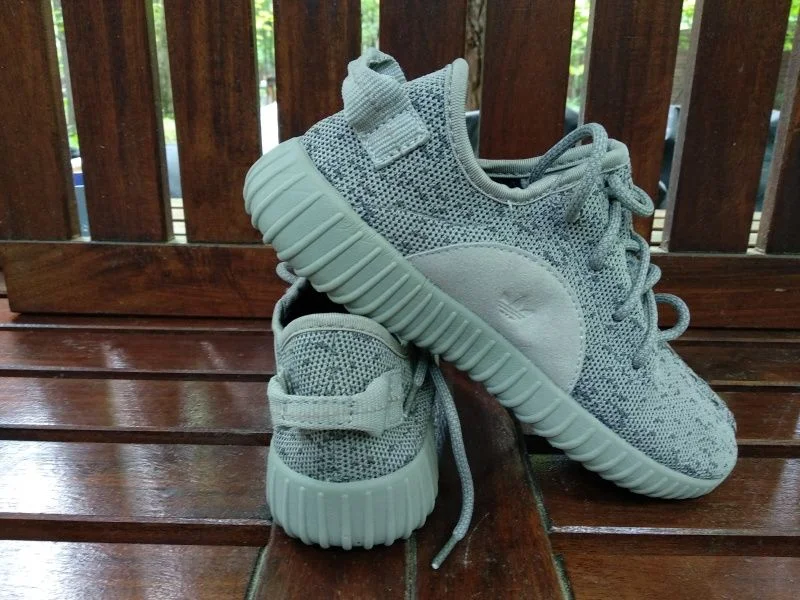 Кроссовки женские Adidas Yeezy Boost v350 - миниатюра 2