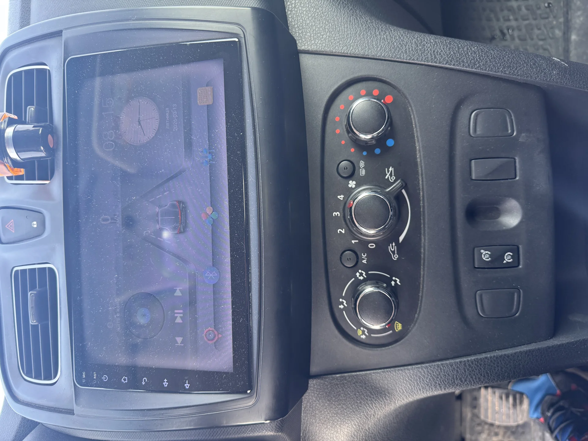 Renault Sandero Stepway 1.6 MT, 2019, 140 000 км - миниатюра 9