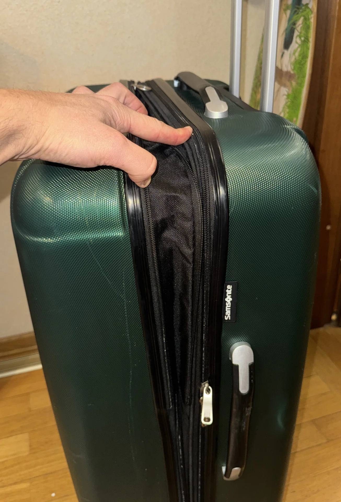 Чемодан Samsonite L - 4 колеса (б/у) - миниатюра 5