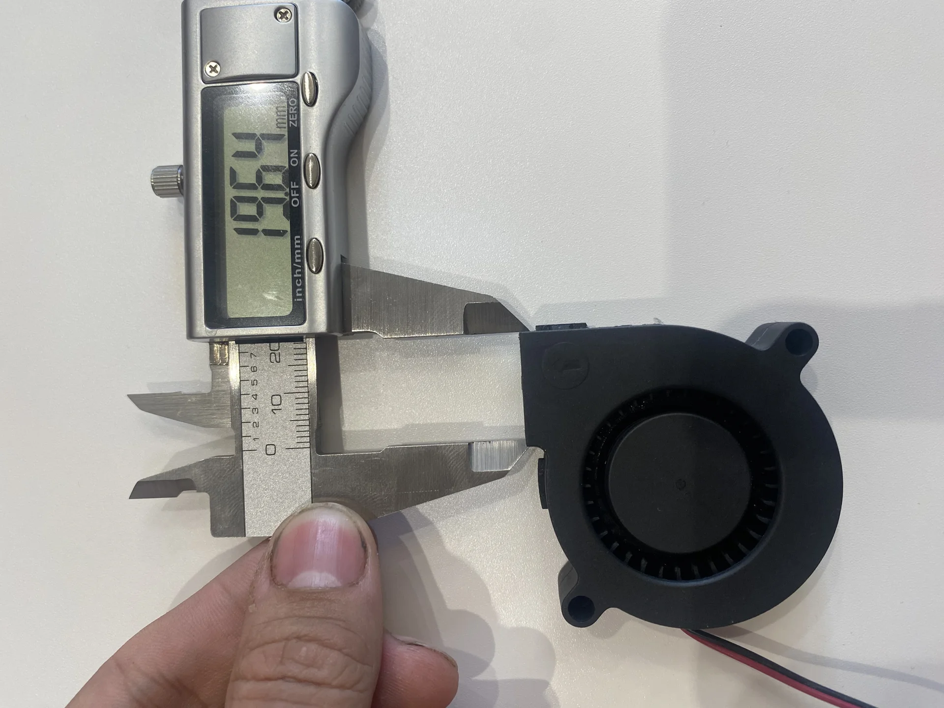 Вентилятор HUALIWANG DC 12V - миниатюра 5