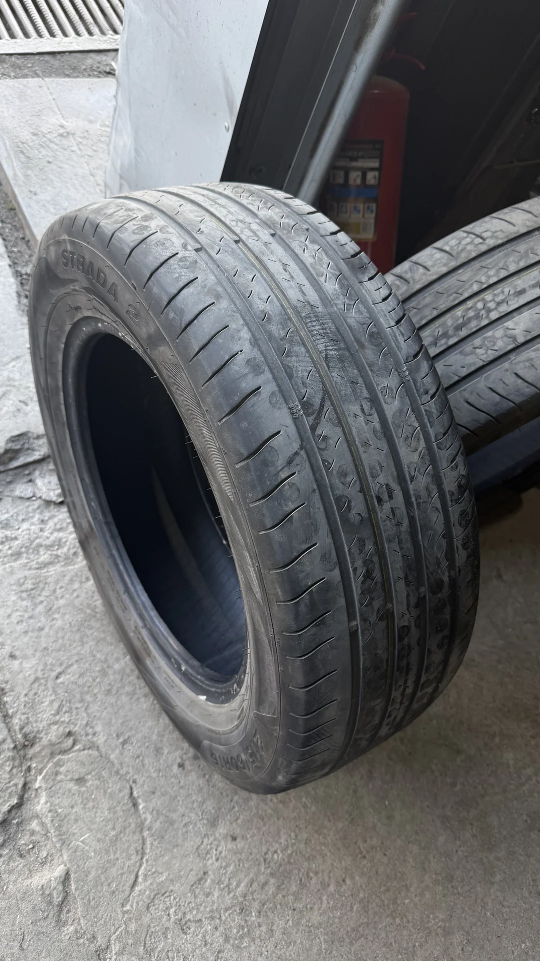 Шины Viatti Strada 2 215 60 r15 - миниатюра 3