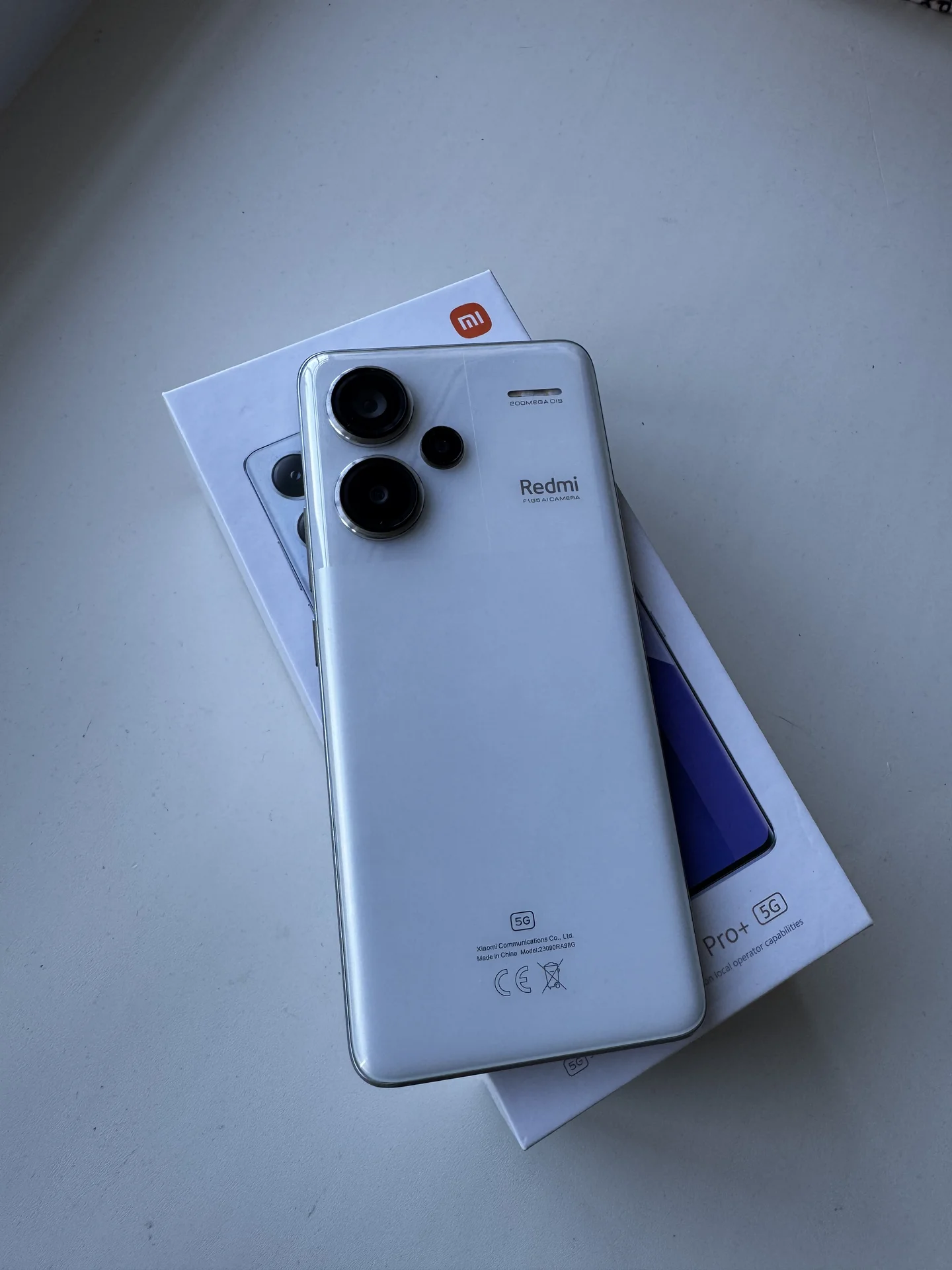 Телефон Xiaomi Redmi Note 13 Pro + 8/256 - миниатюра 3