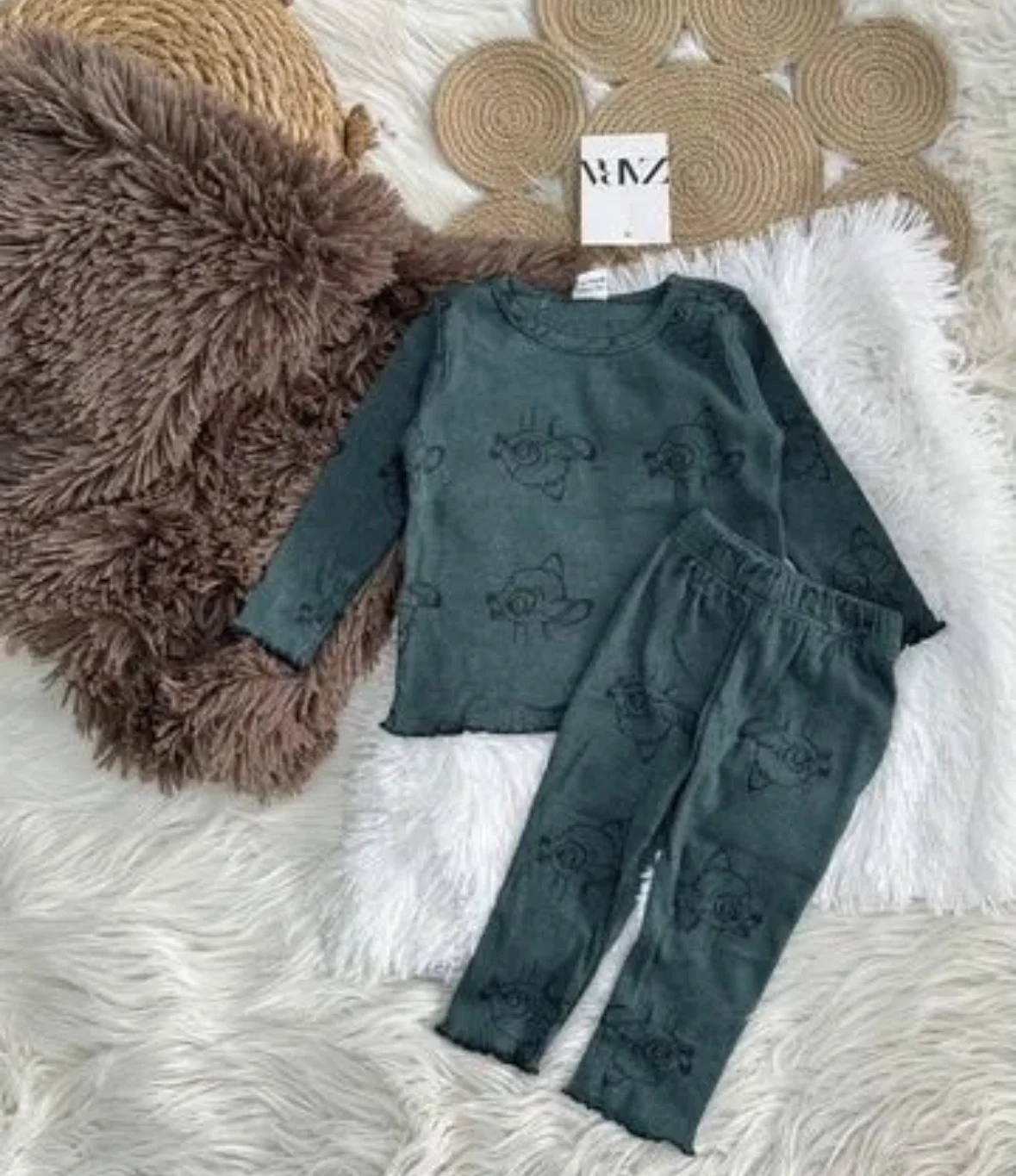 Зеленый костюм с Бэмби для детей Zara - изображение 1