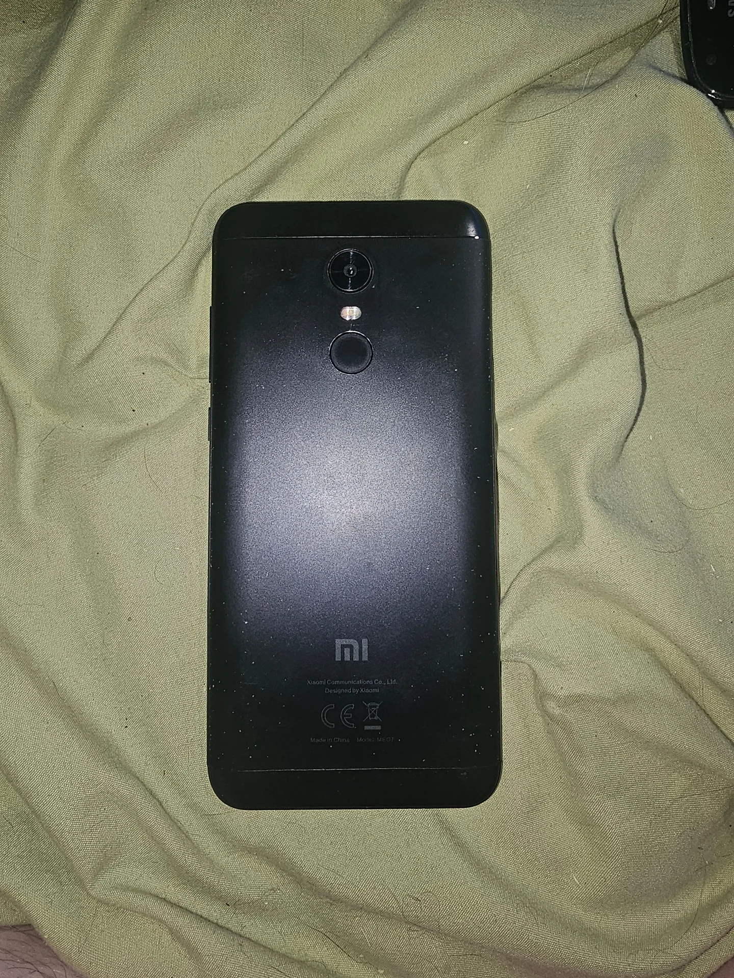 телефон Xiaomi redmi 5+ - миниатюра 2