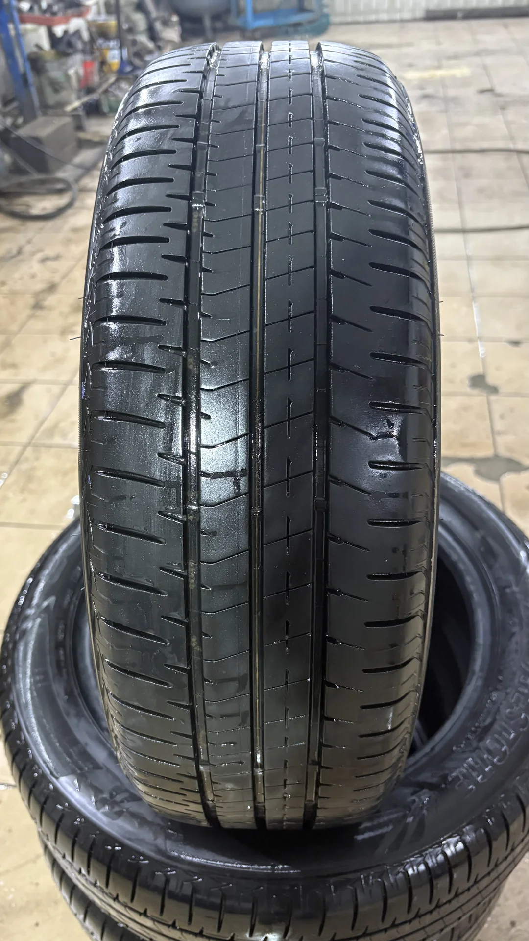 Летняя резина Bridgestone ecopia 185/55 r16 - миниатюра 2