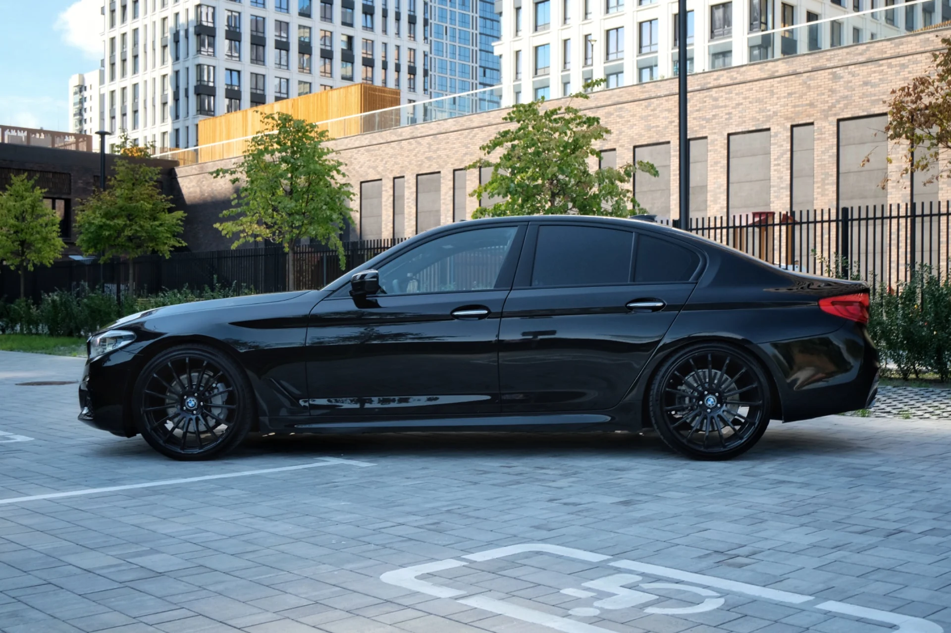 BMW540I - миниатюра 10