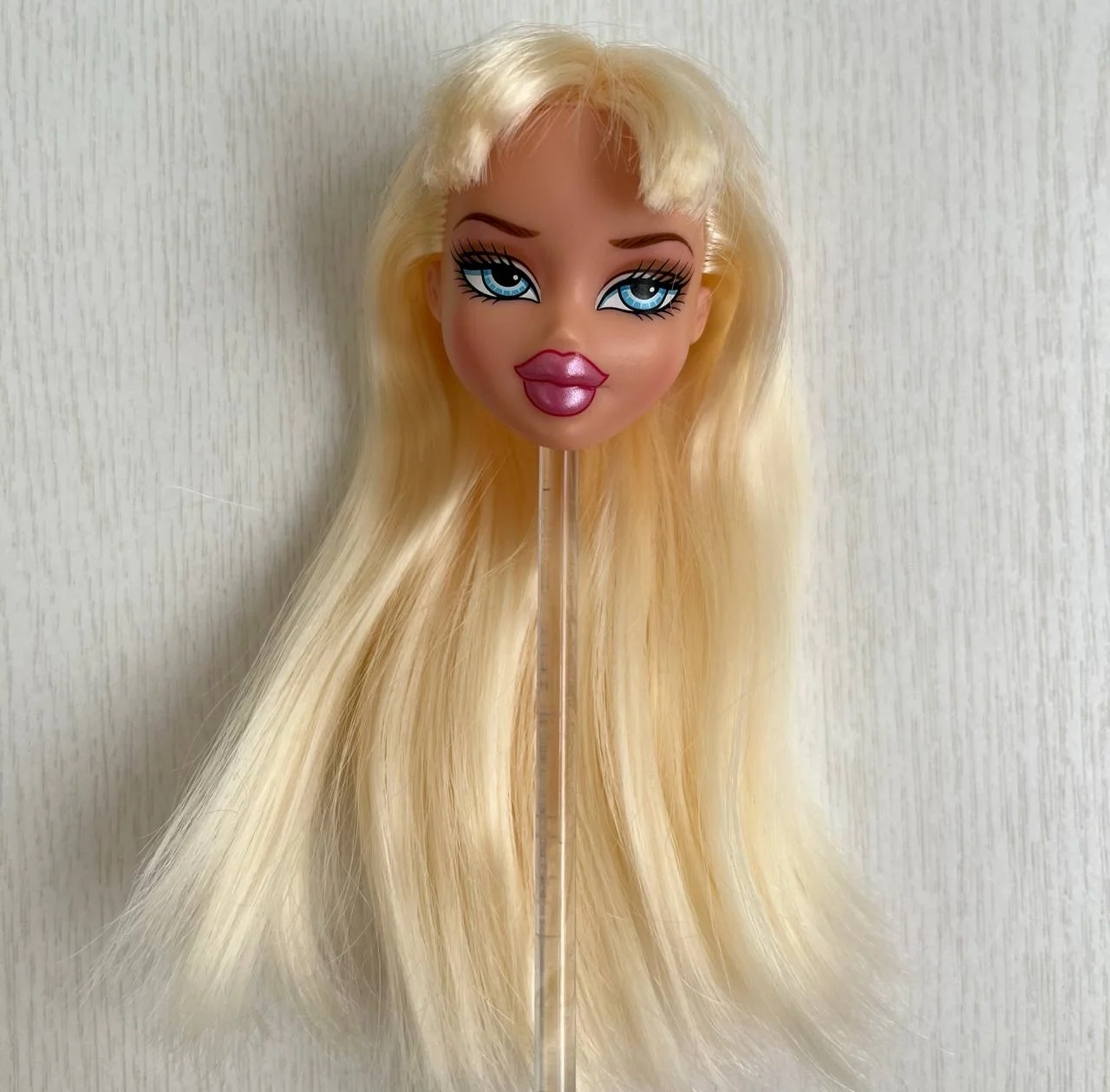 Голова куклы Bratz - изображение 1