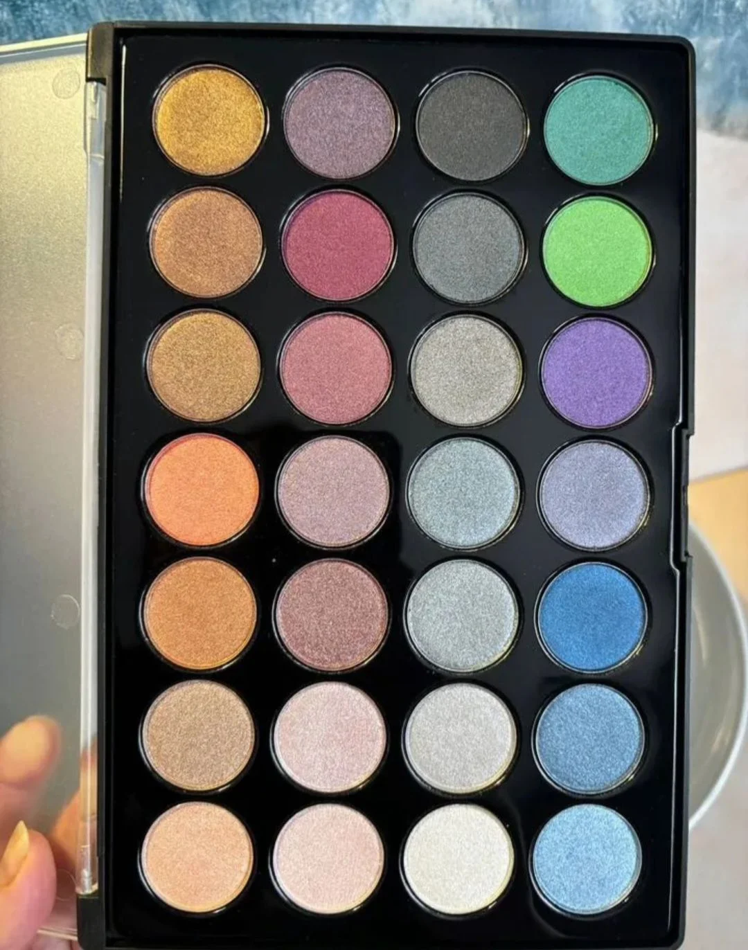 Палетка теней от BH Cosmetics Foil Eyes 2 - миниатюра 2