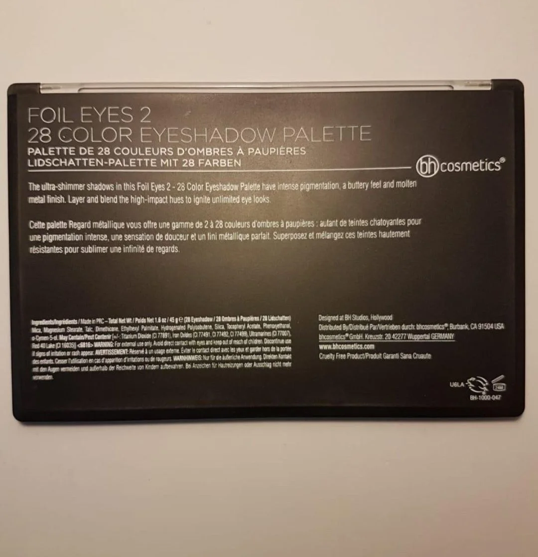 Палетка теней от BH Cosmetics Foil Eyes 2 - миниатюра 4