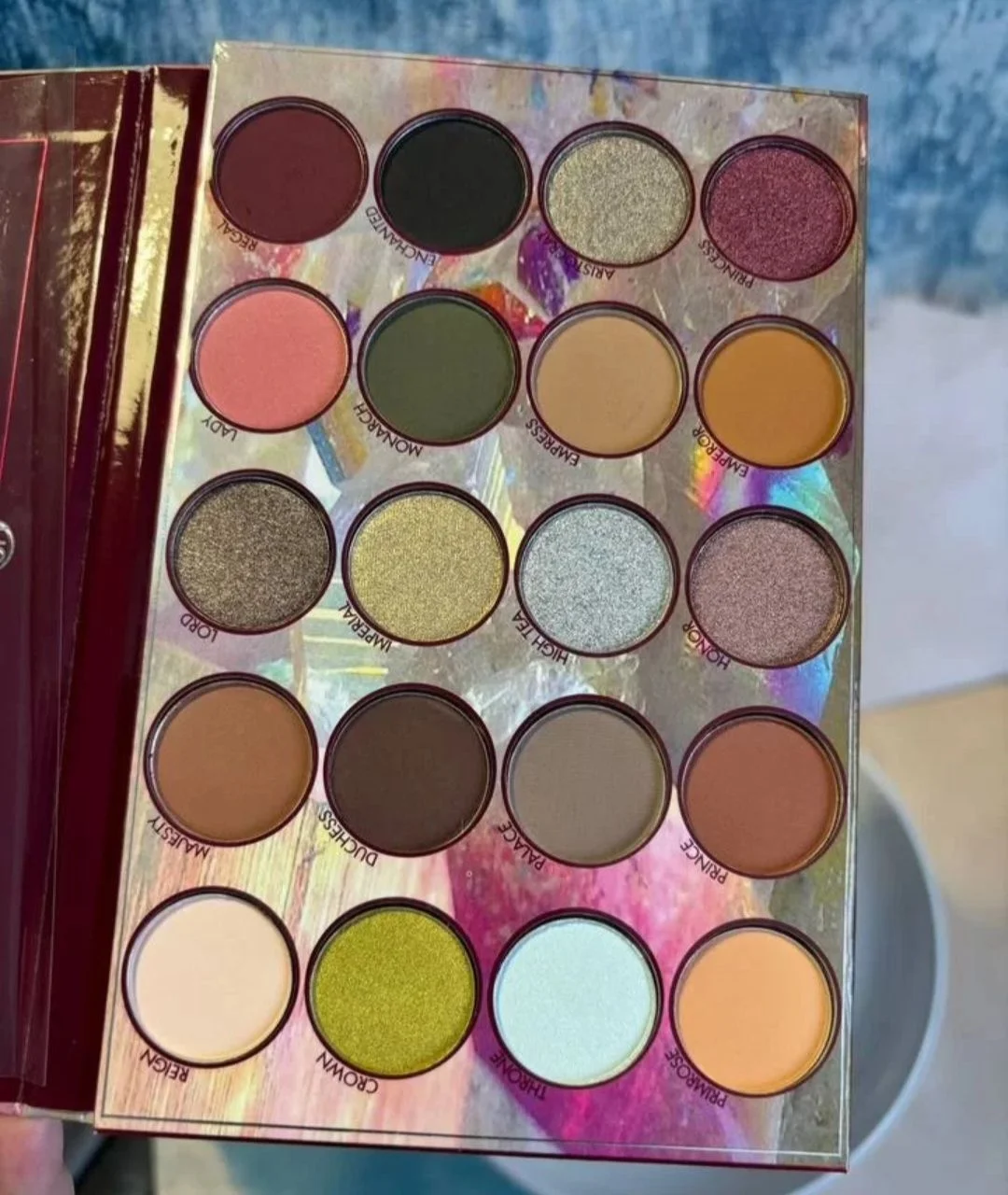 Палетка теней от Bh cosmetics Royal Affair - миниатюра 2