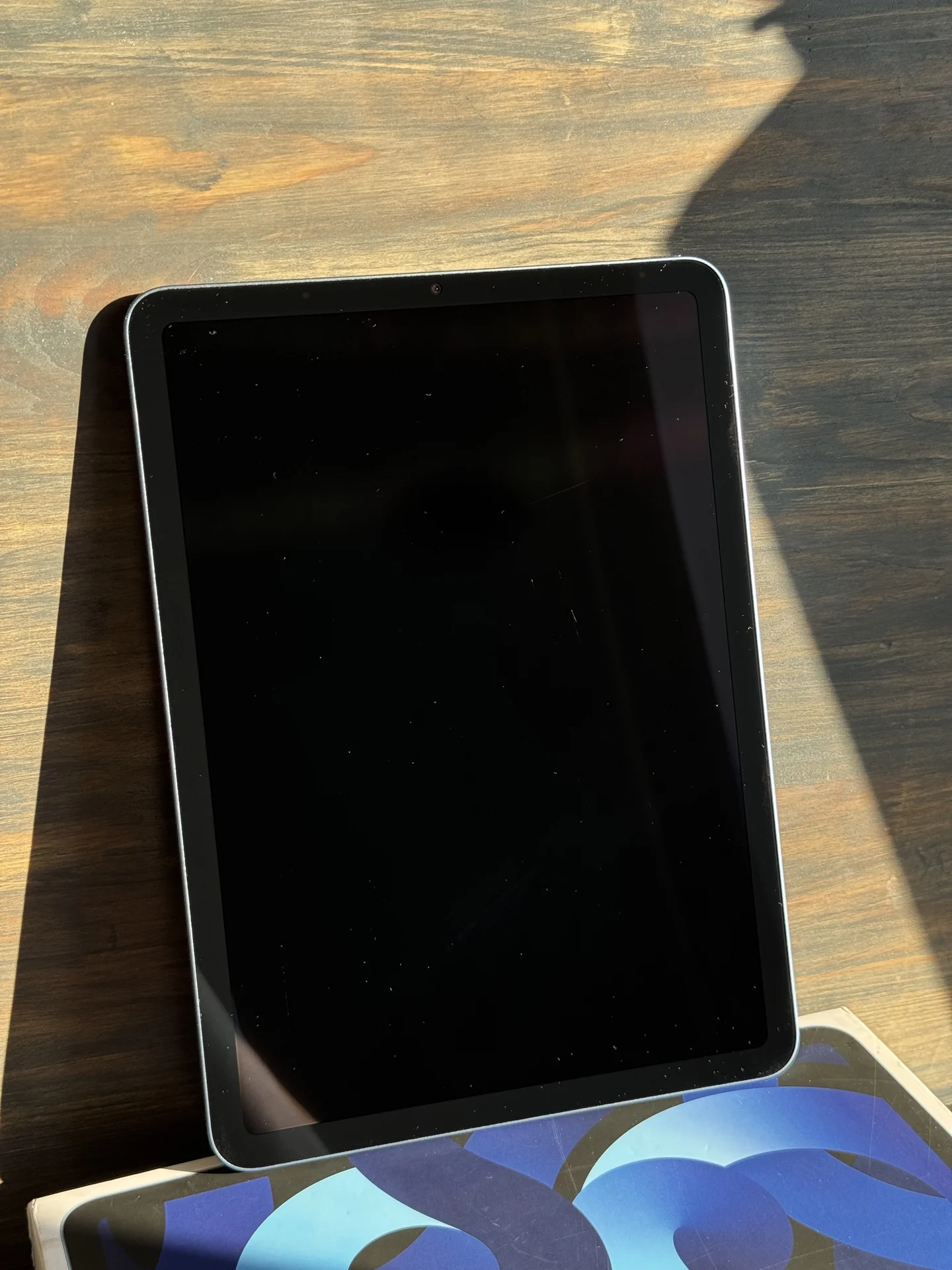 iPad Air 5 (2022) - миниатюра 3