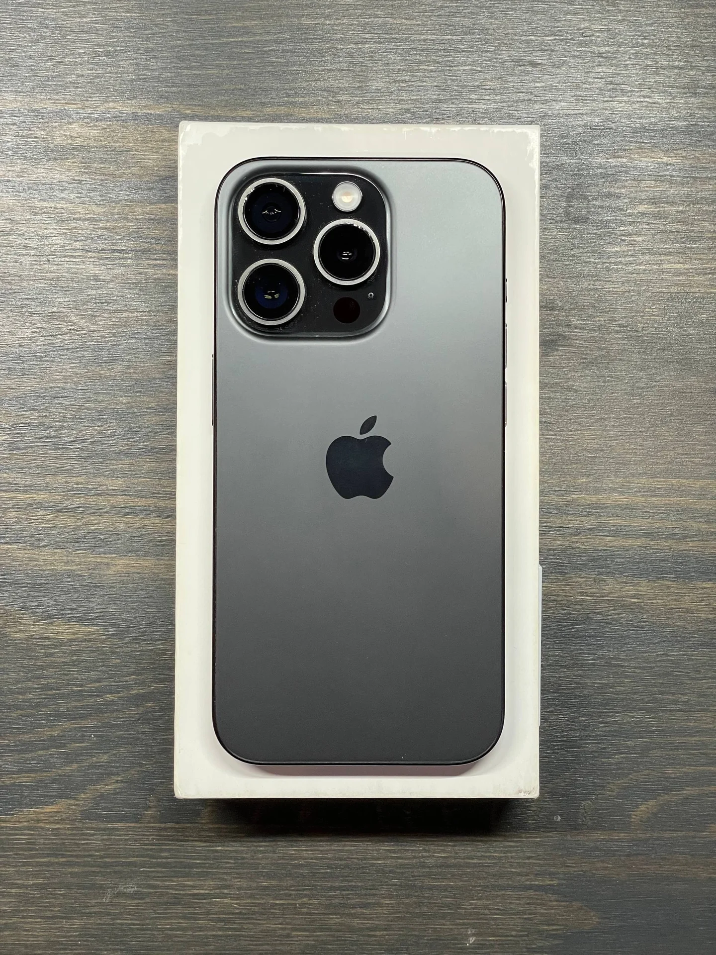 iPhone 15 Pro - миниатюра 4