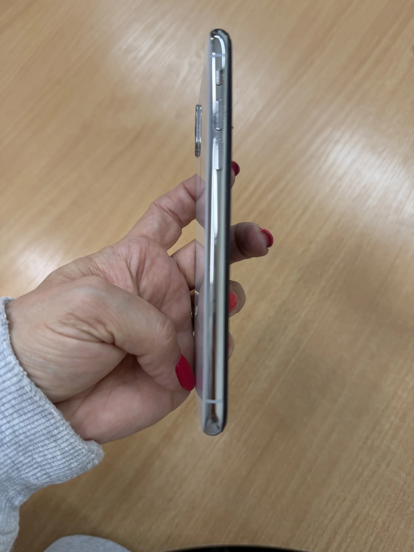 iPhone x 256gb - миниатюра 3