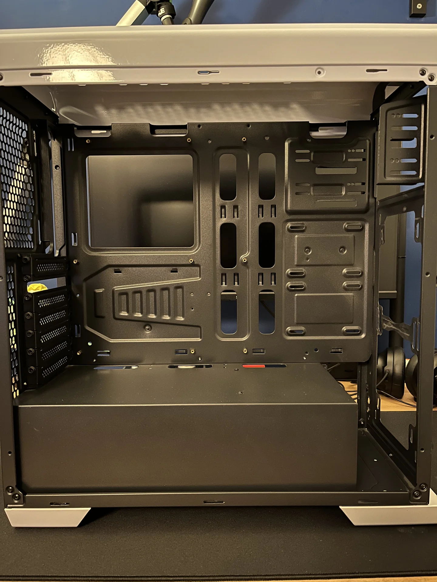 Корпус для пк AeroCool - миниатюра 3