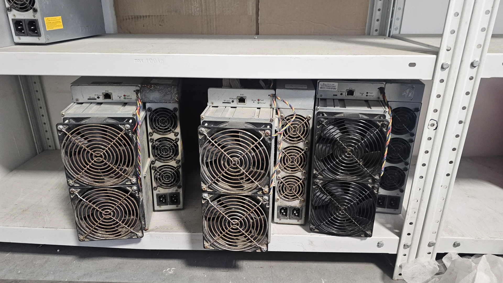 Antminer s19kpro - изображение 1
