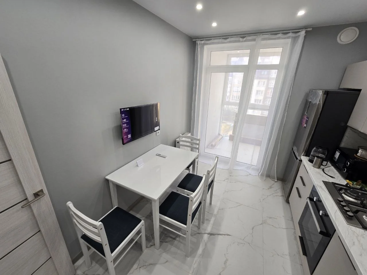 1-к. квартира, 38 м², 4/9 эт. - изображение 1