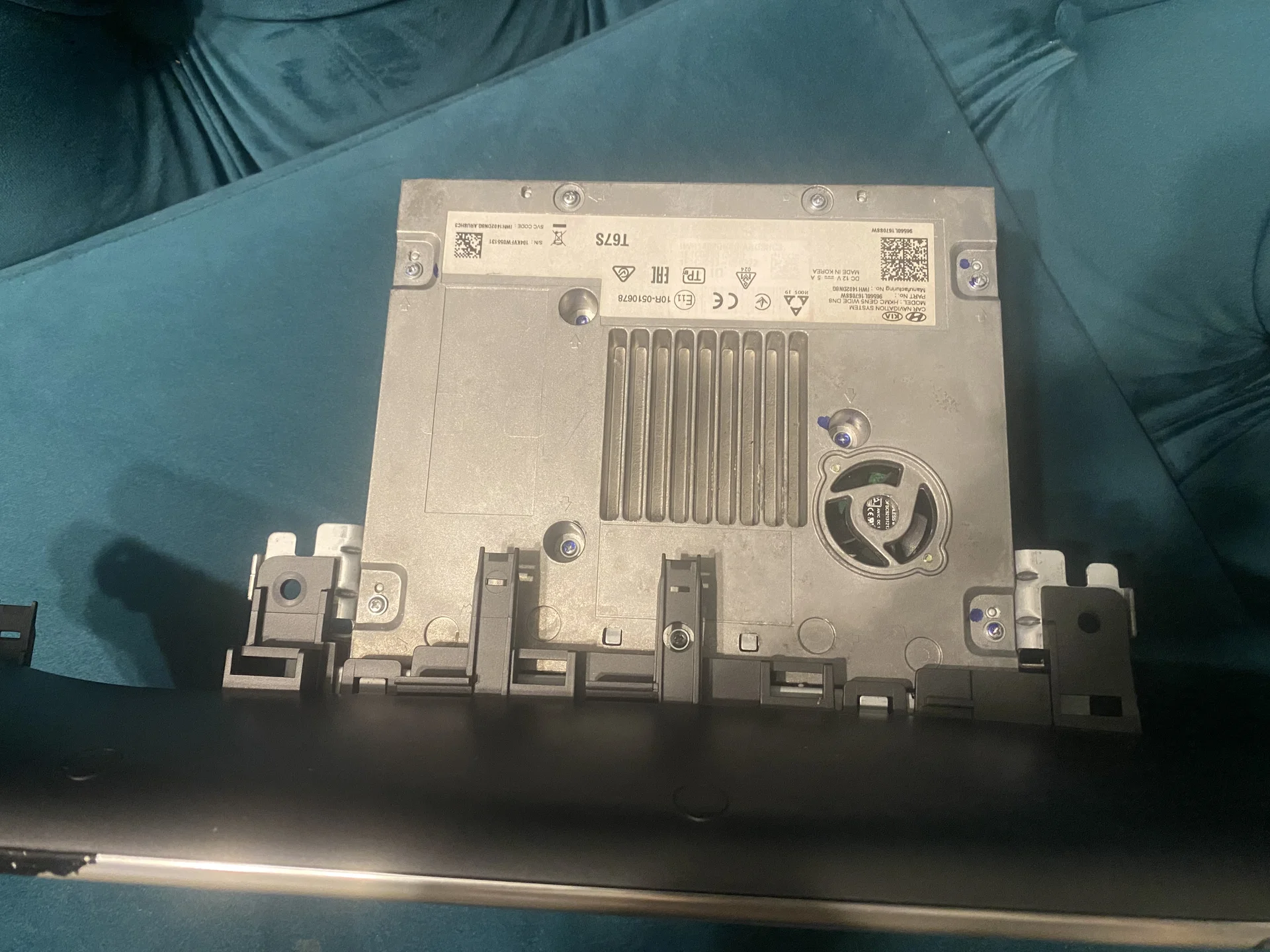 Монитор Hyundai sonata dn8 - миниатюра 4