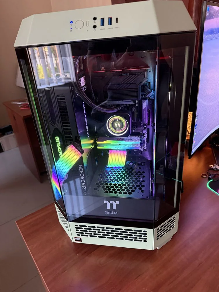 Игровой пк Ryzen 7 9700X + RTX 5080 16g