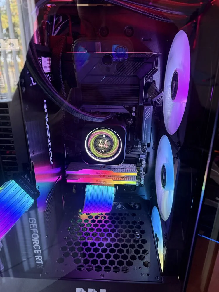 Игровой пк Ryzen 7 9700X + RTX 5080 16g - миниатюра 2