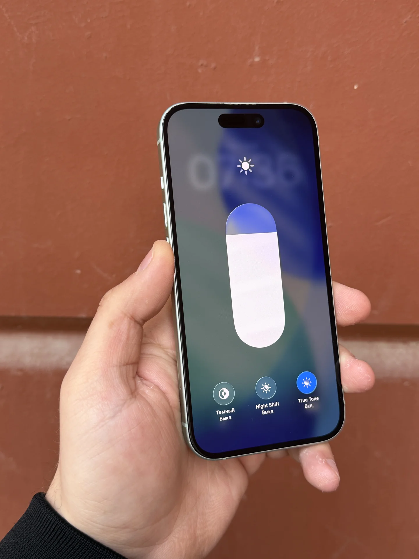 iPhone 15 128GB Green Оригинал - миниатюра 4