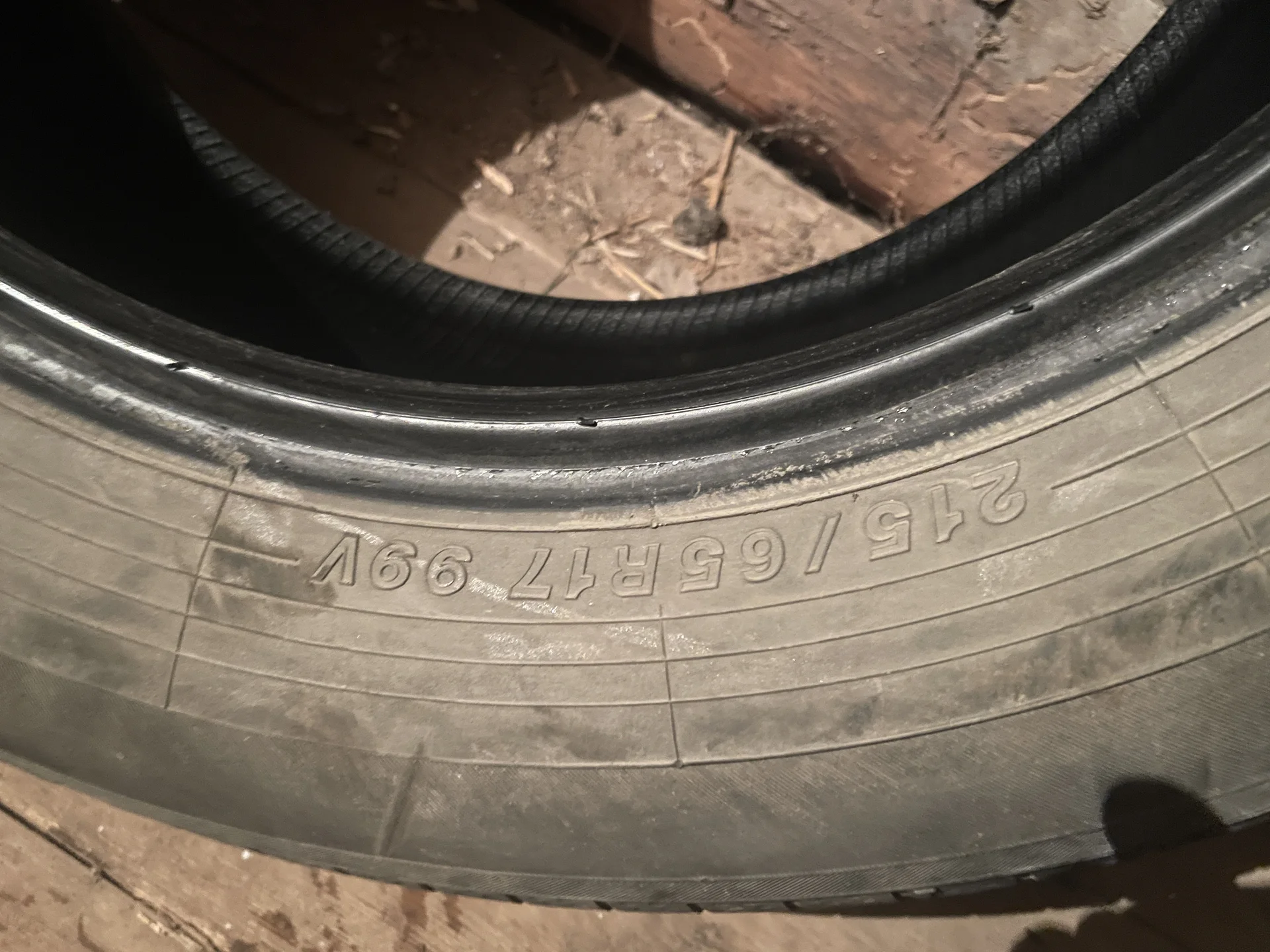 Yokohama bluearth ae50 215/65R17 - миниатюра 3