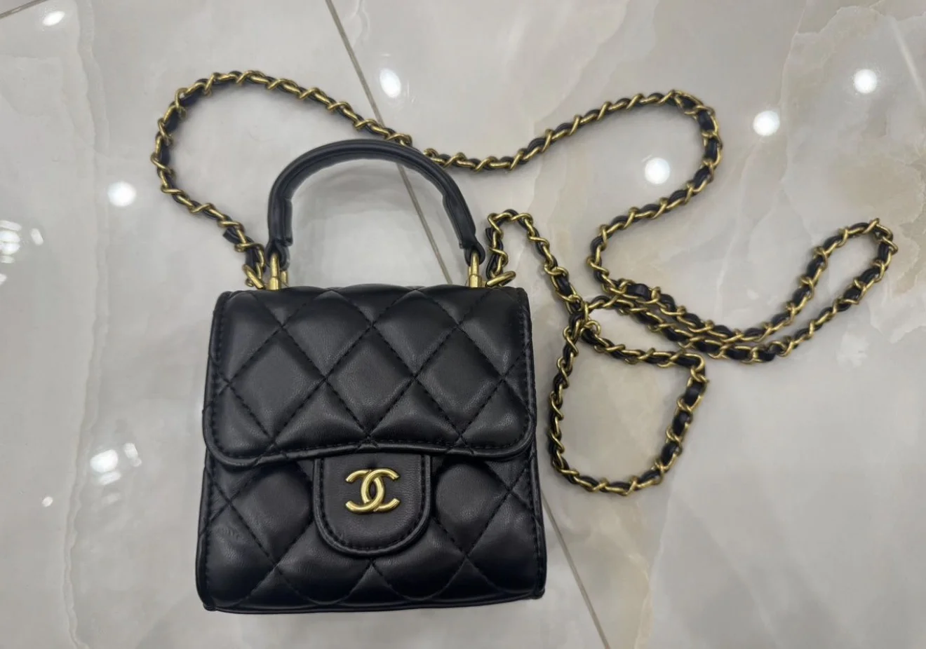 Сумка Chanel vip gift - миниатюра 2