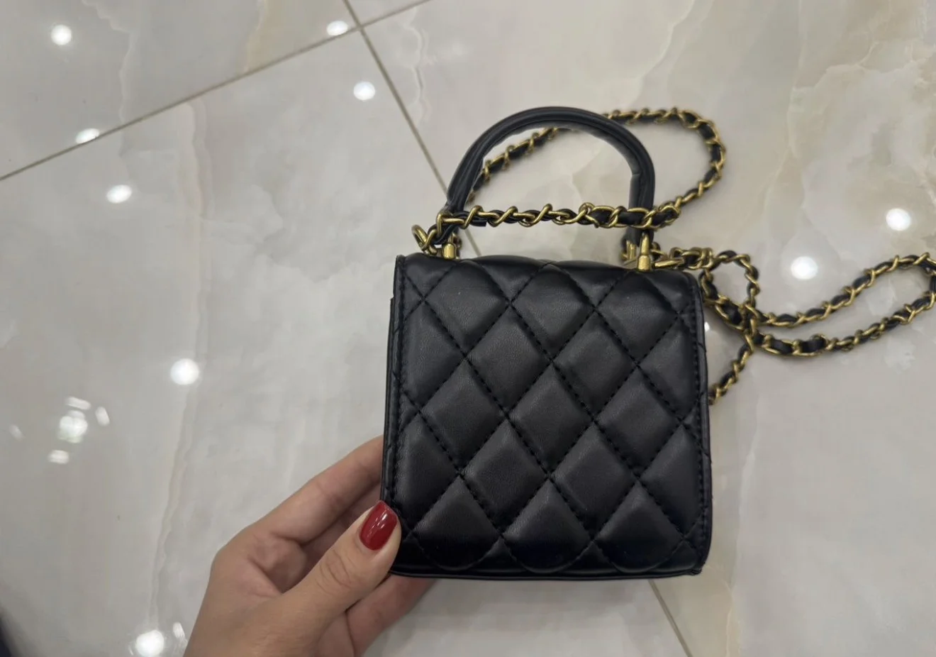 Сумка Chanel vip gift - миниатюра 3