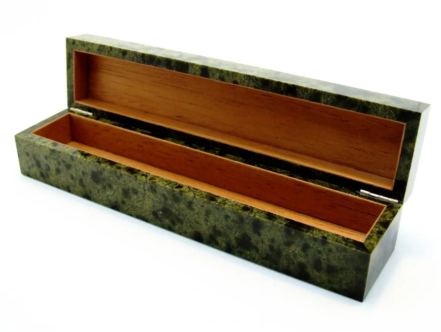 Футляр - Хьюмидор (Humidor) для сигар. Чистый Вердантит. - миниатюра 5