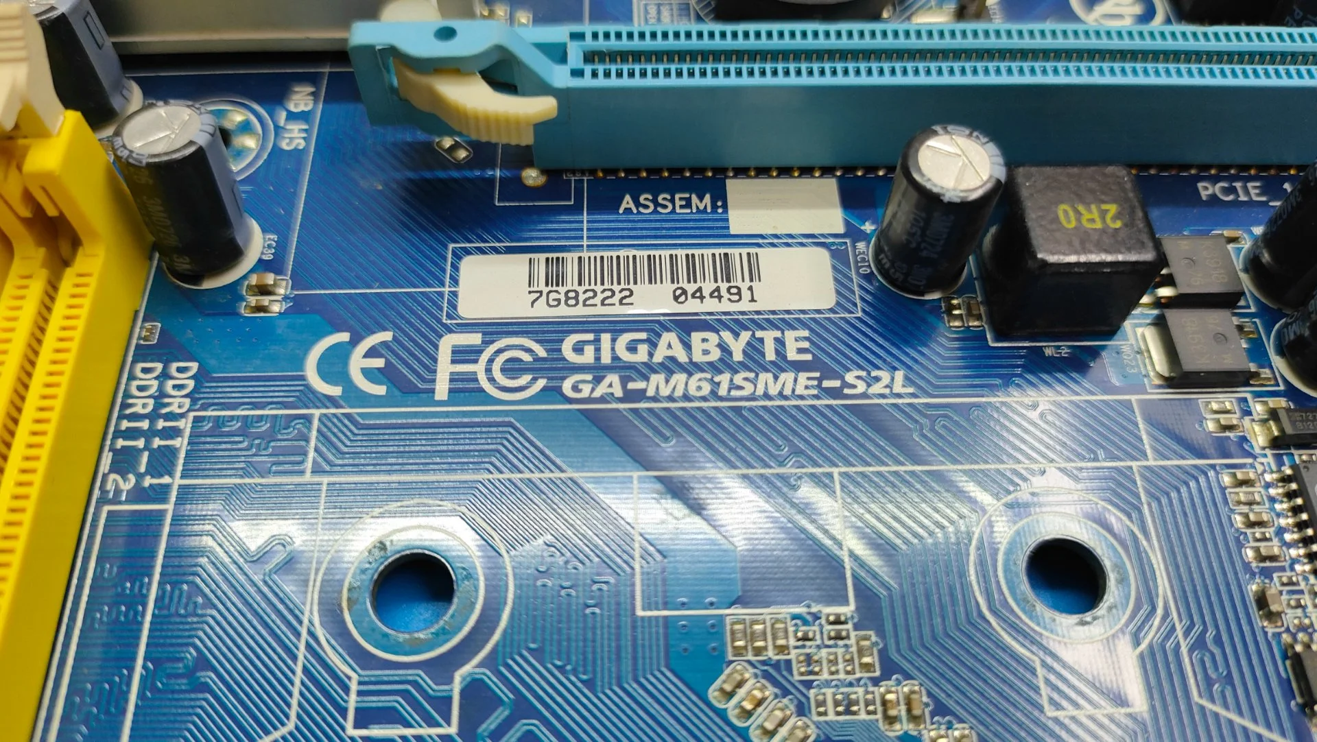 Материнская плата Gigabyte GA-M61SME-S2L - миниатюра 3