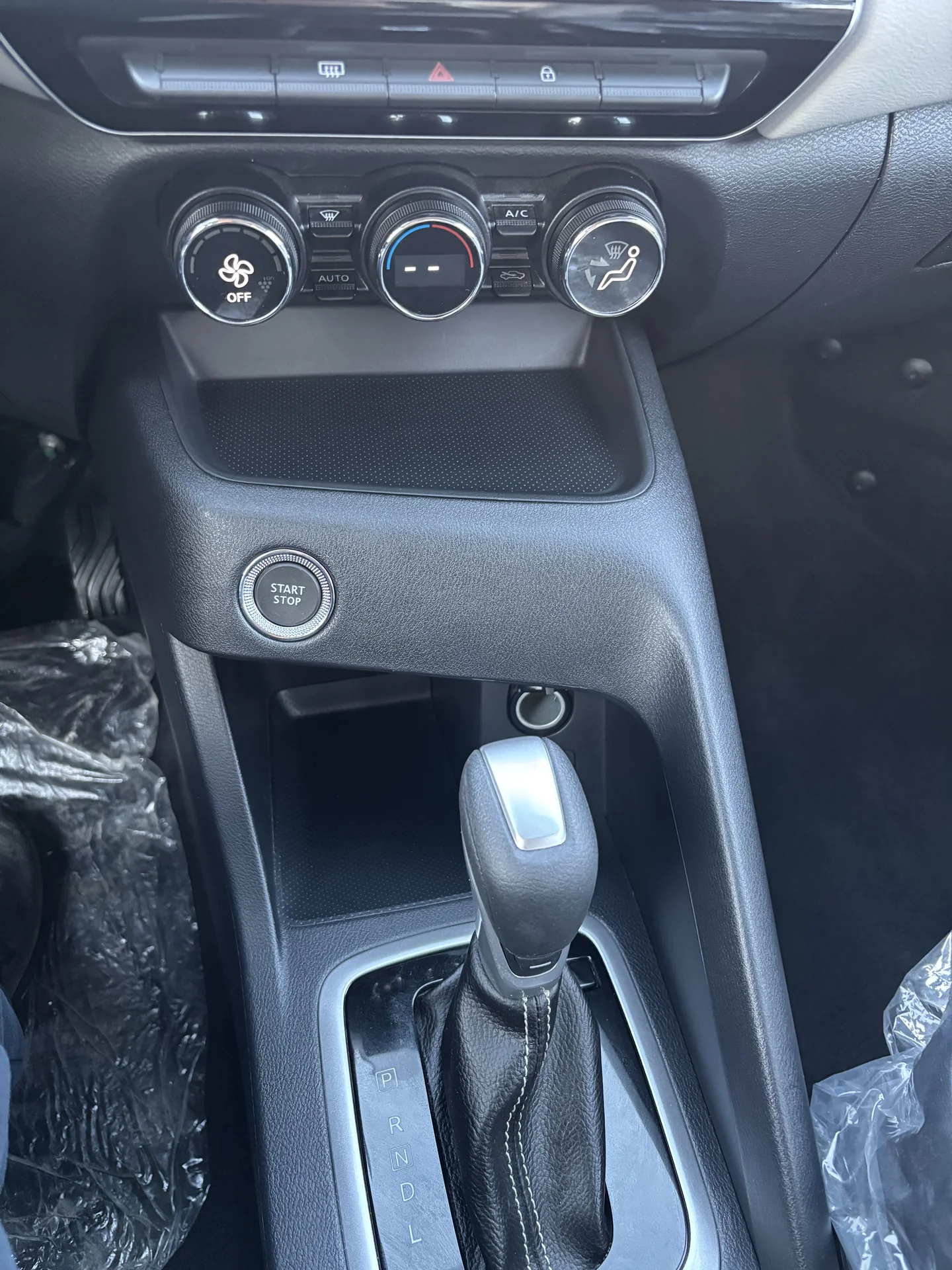 Nissan magnite - миниатюра 10