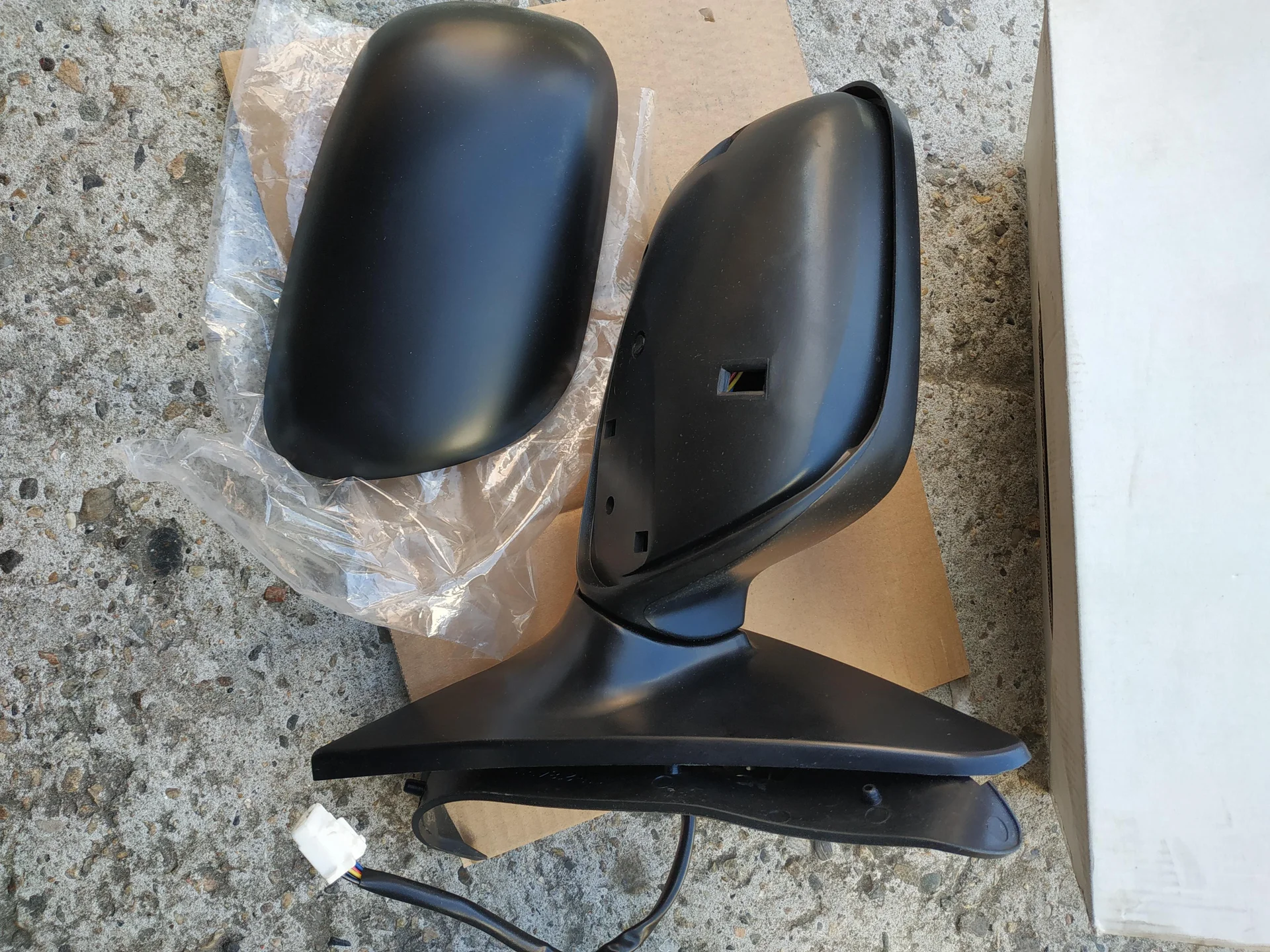 Зеркало 5 контактов с подогревом, Toyota Avensis Caldina 97-02 RH Номера замен 8790105040 8123524M - миниатюра 2