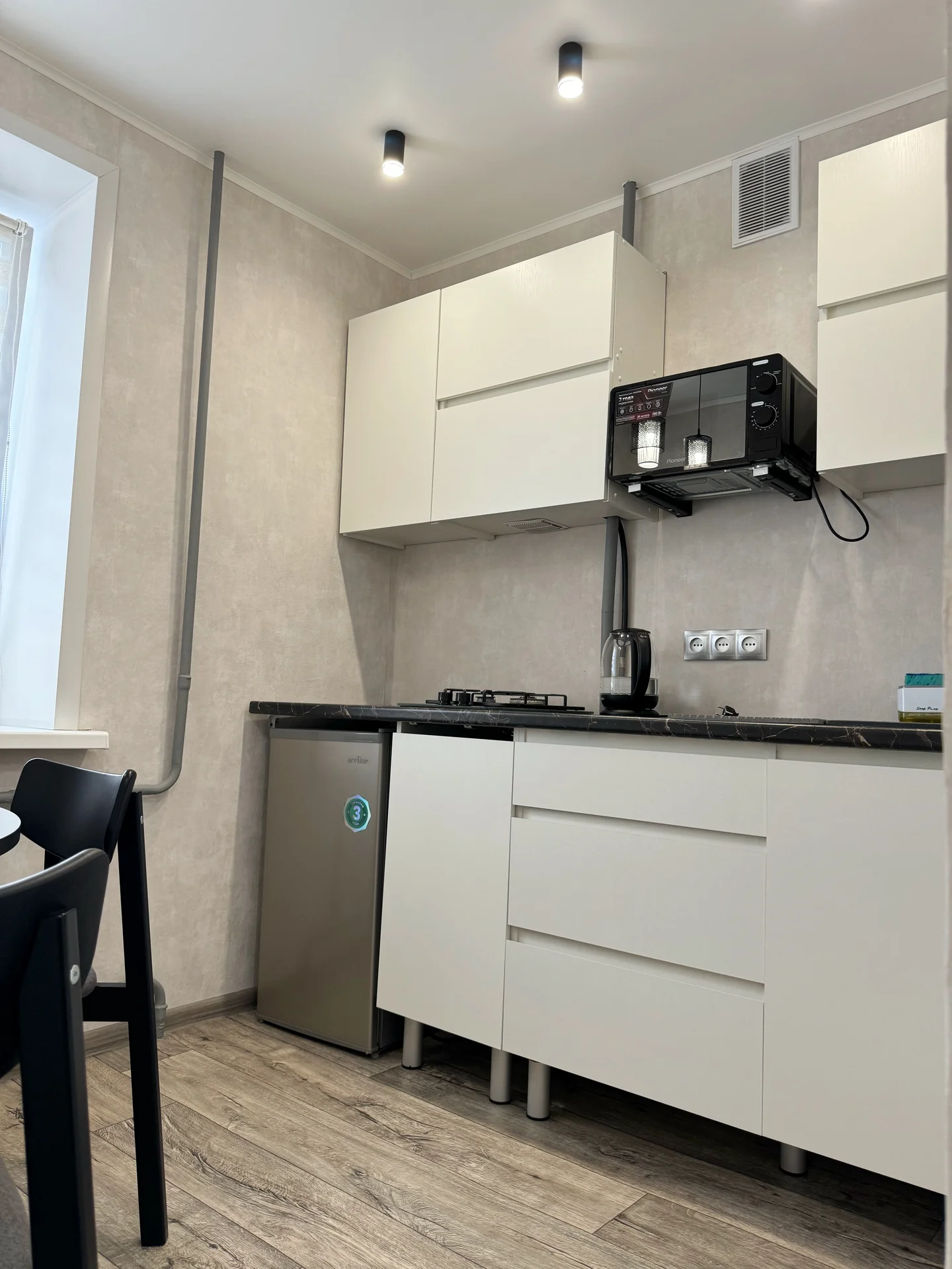 1-к. квартира, 33 м², 1 кровать и диван - миниатюра 11