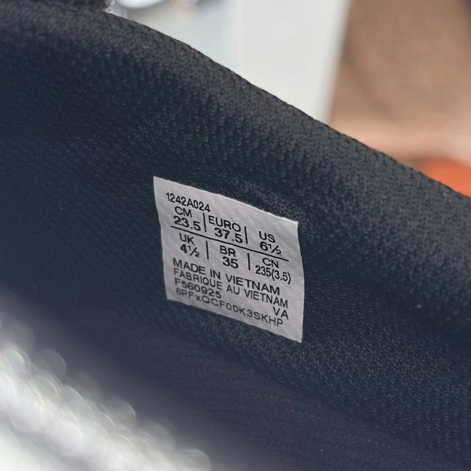 Кроссовки на липучке Asics новые - миниатюра 8
