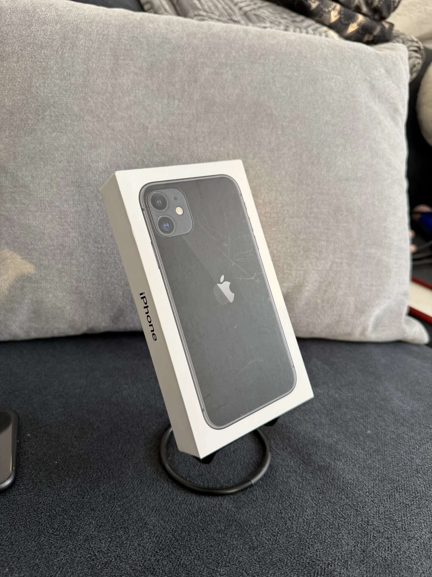 iPhone 11 - миниатюра 3