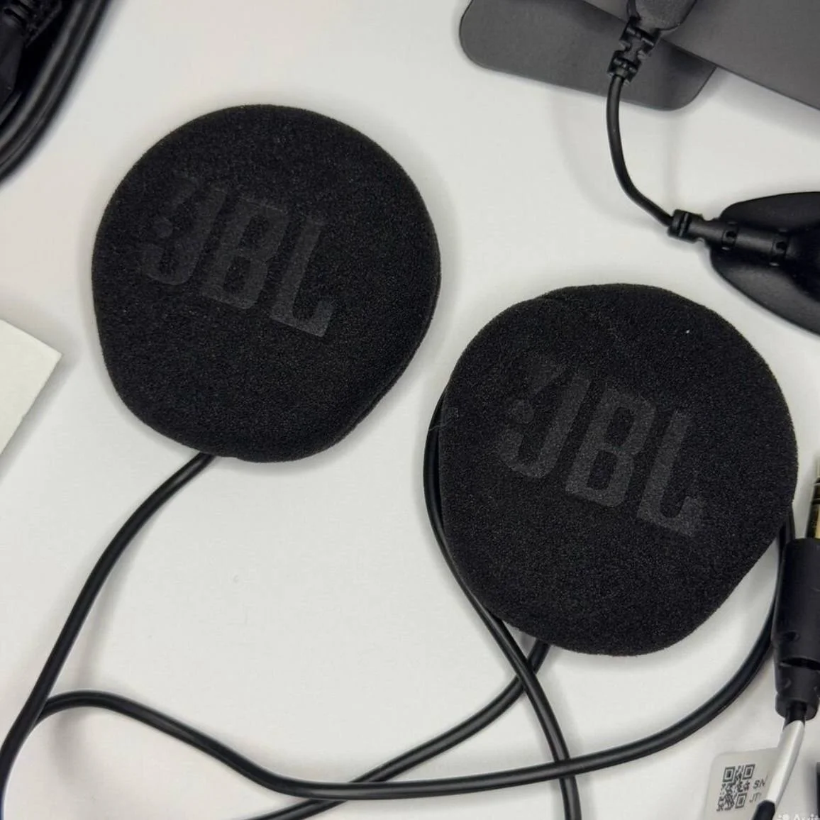 Cardo Packtalk Bold jbl - миниатюра 5