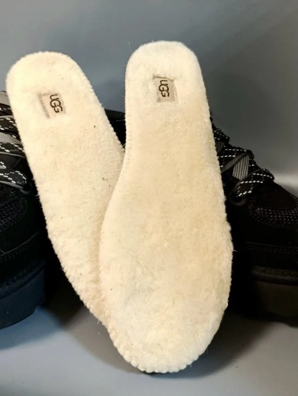 Теплые кроссовки UGG - миниатюра 5