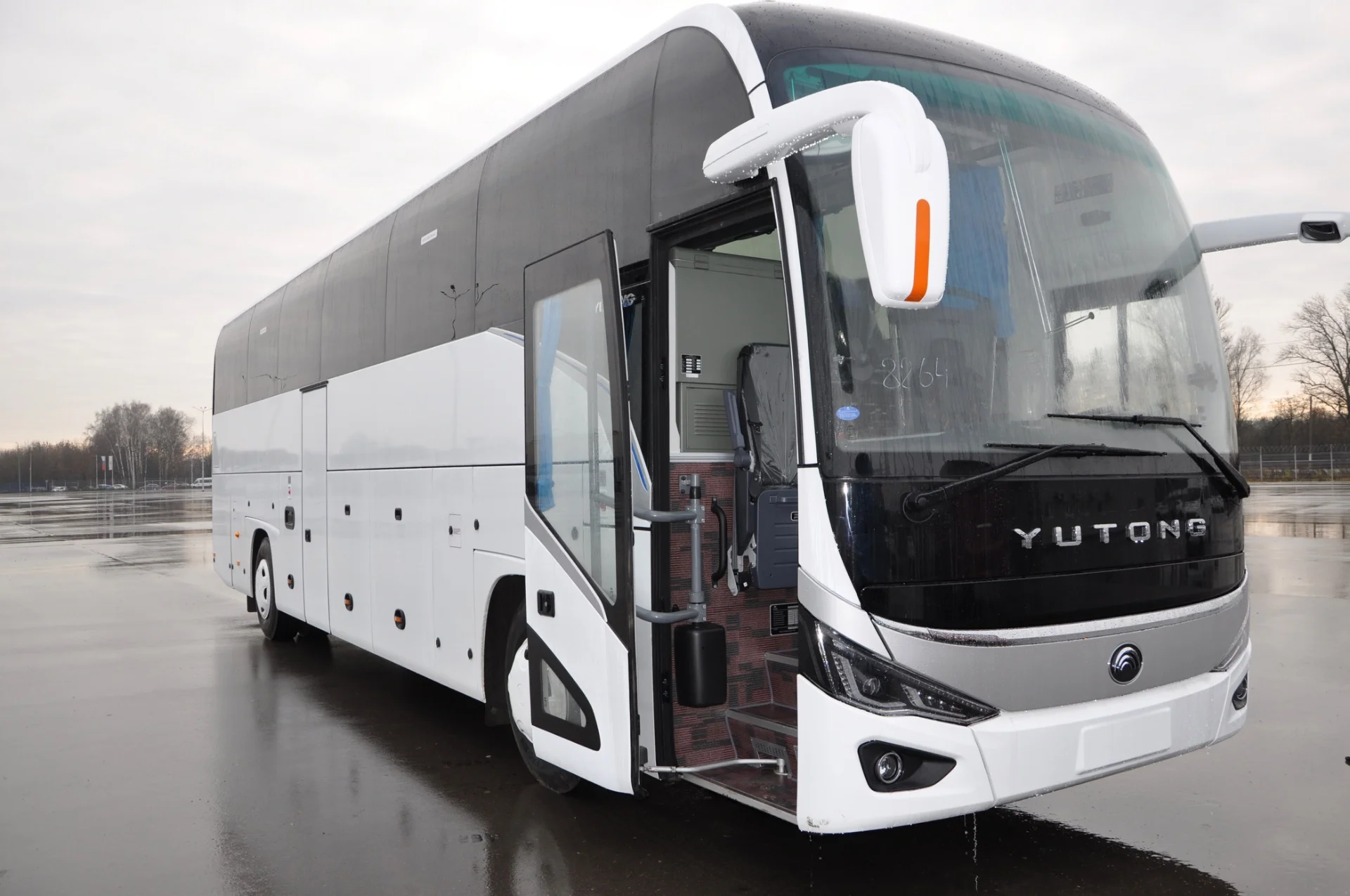 Продается автобус Ютонг 6128 (Yutong 6128) - миниатюра 2