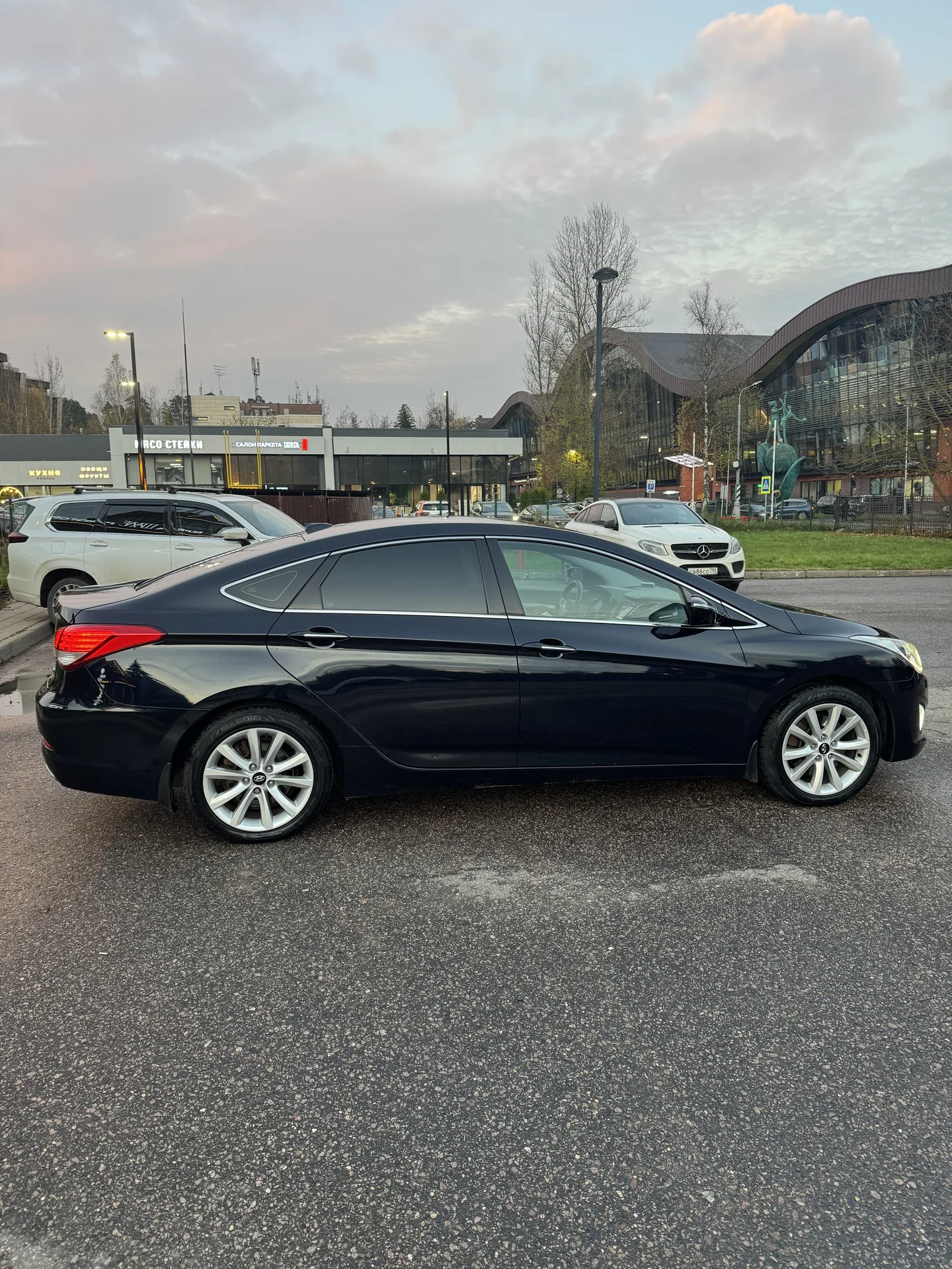 Автомобиль Hyundai i40 2.0 AT - миниатюра 7
