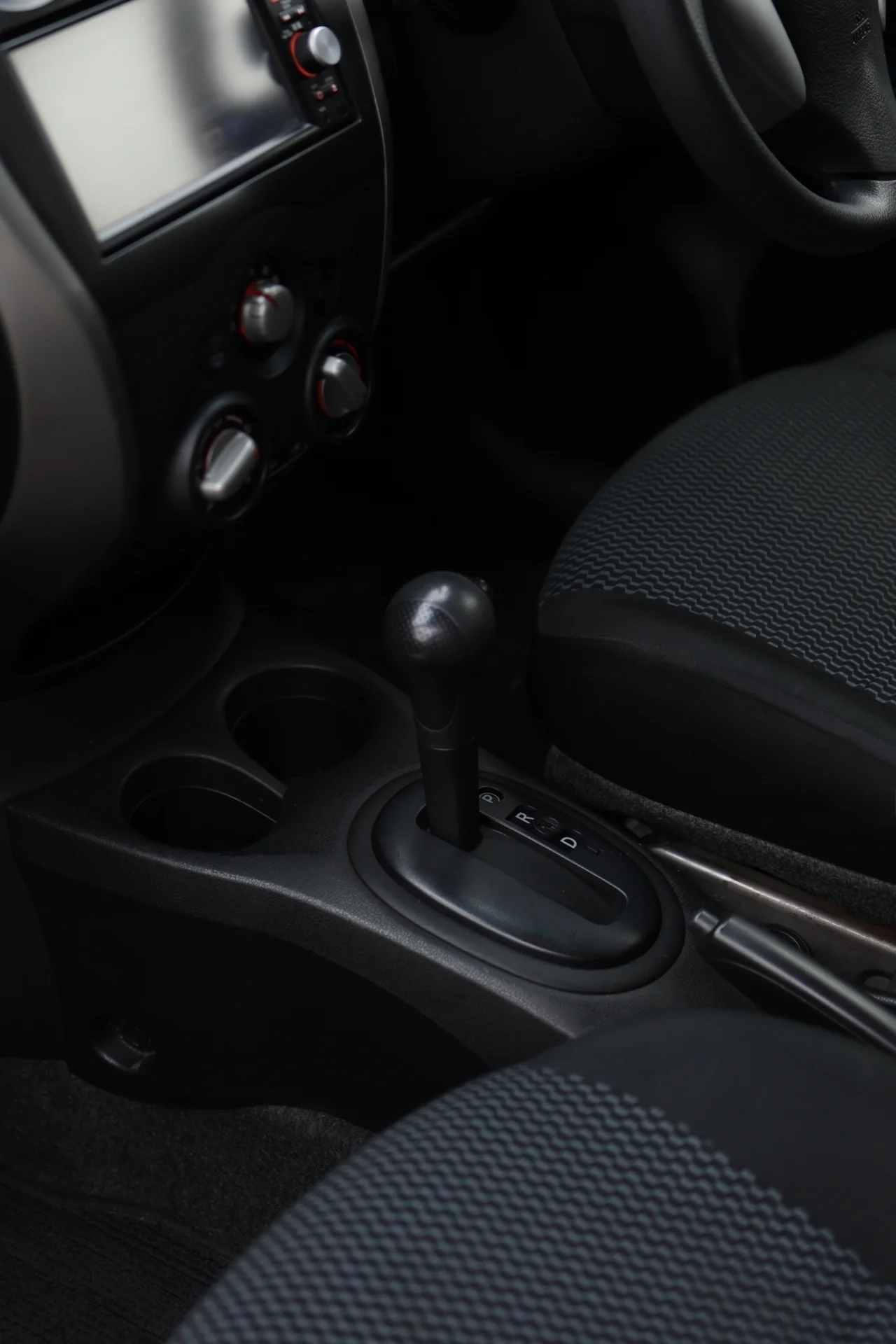 Nissan Note 2015 - миниатюра 27