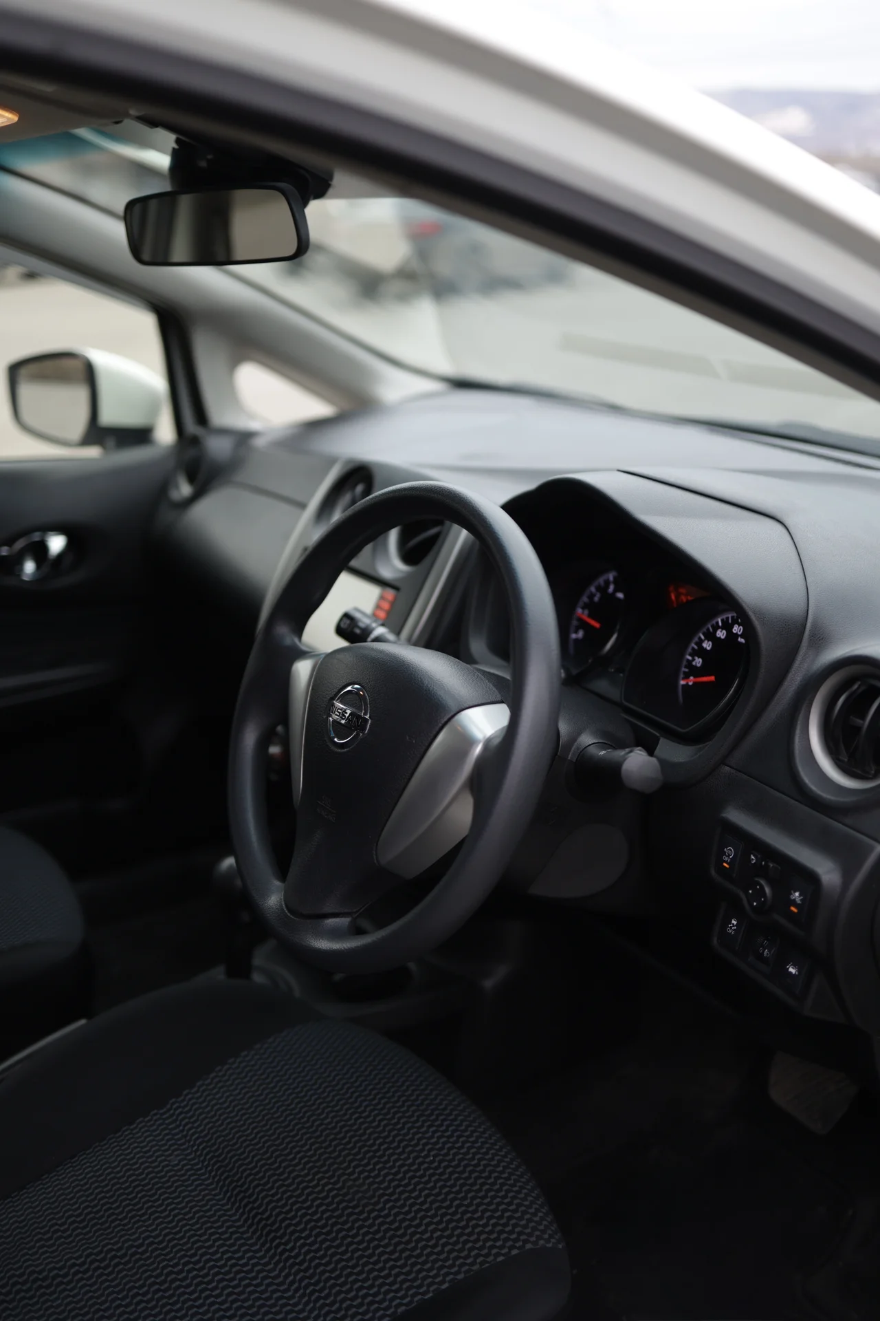 Nissan Note 2015 - миниатюра 28