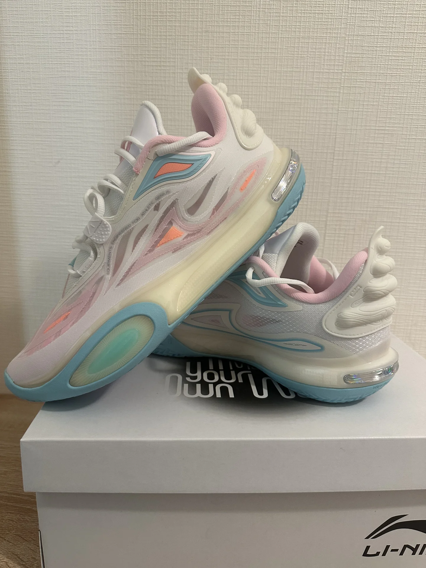 Li Ning way of wade all city 11v2 - миниатюра 2