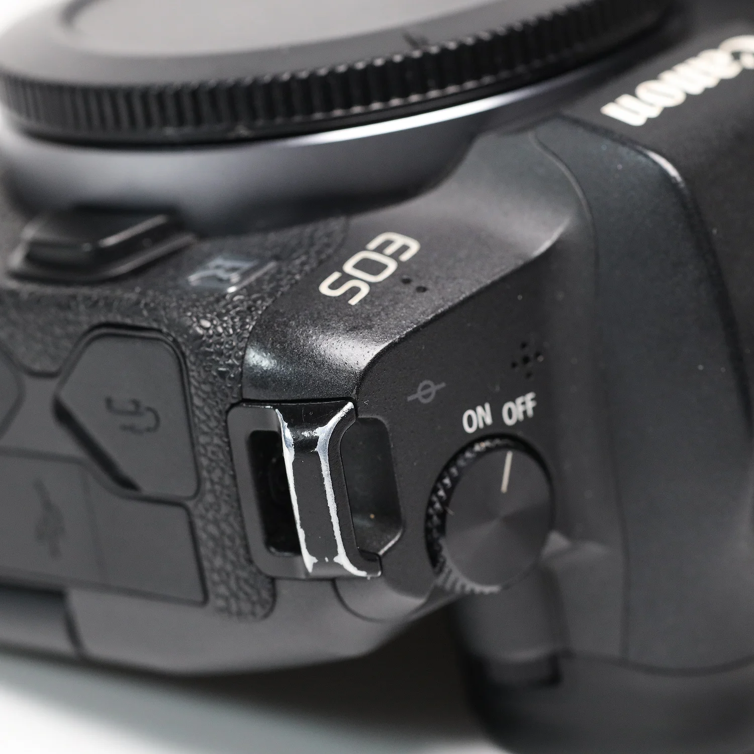 Фотоаппарат Canon EOS R body - миниатюра 8