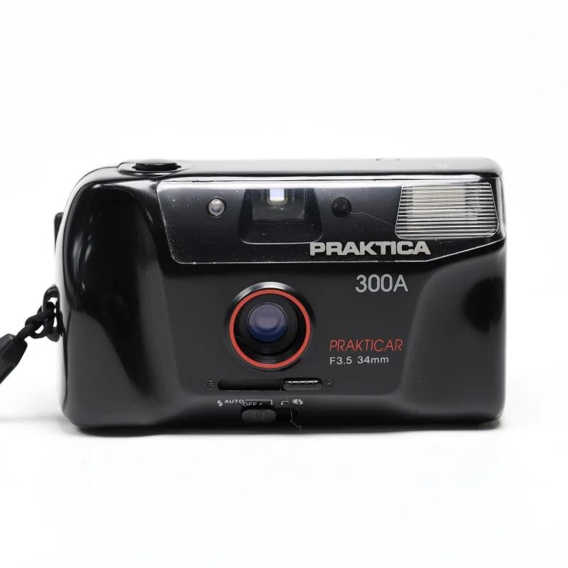 Пленочный фотоаппарат PRAKTICA 300A - изображение 1