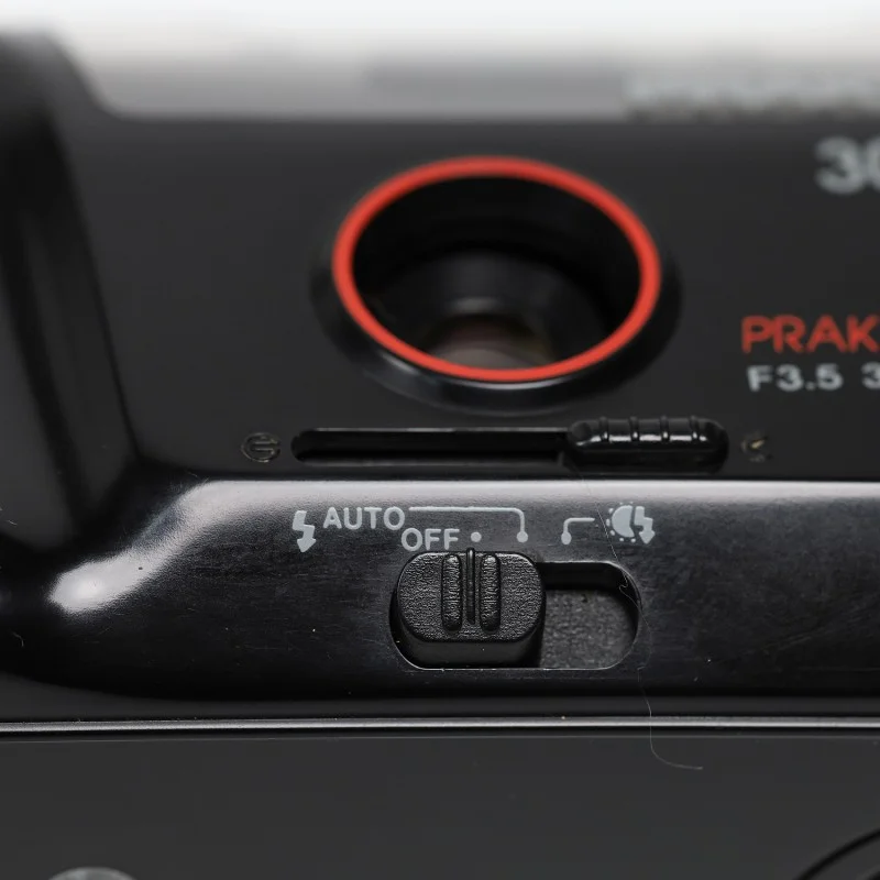 Пленочный фотоаппарат PRAKTICA 300A - миниатюра 3