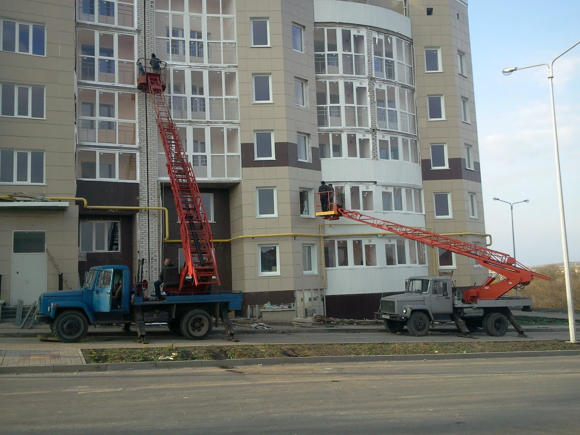 Аренда и услуги телескопической автовышки, 250 кг, 17 м - миниатюра 2